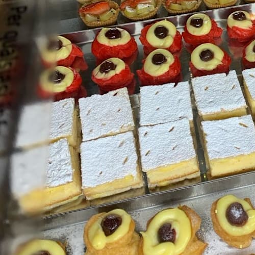 Karlo Lounge Bar, Bari