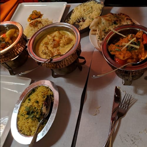 Laxmi, Lausanne