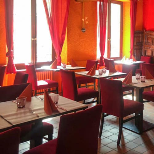 Laxmi, Lausanne