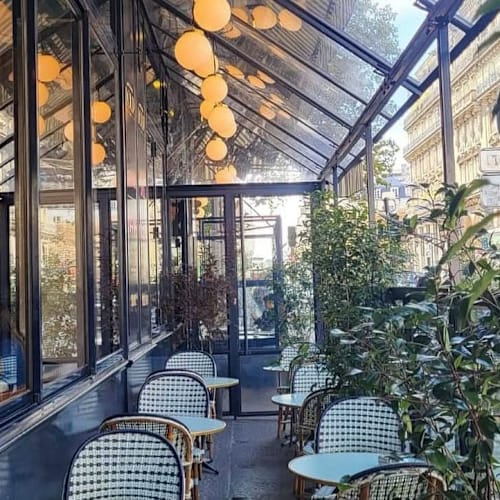 Loup, Paris
