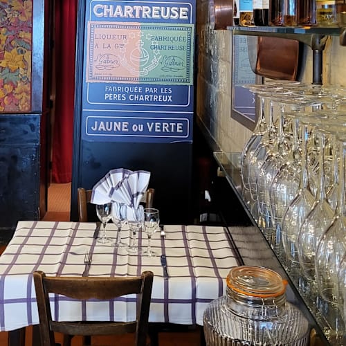 Auberge Pyrénées Cévennes, Paris