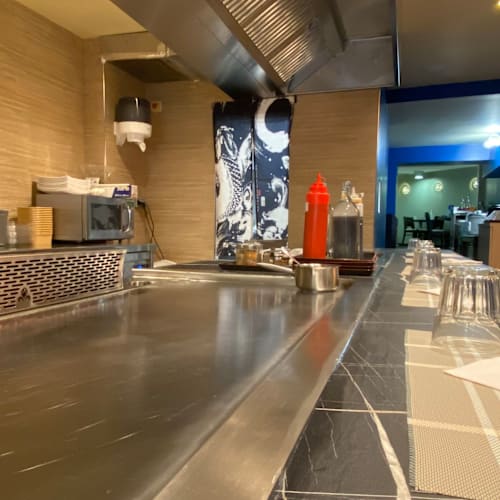 Sakari Teppanyaki, Paris