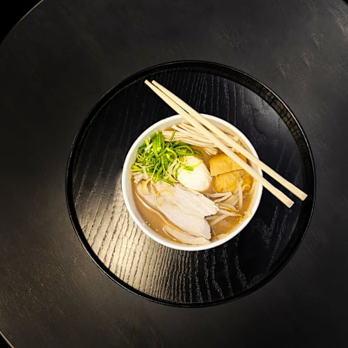 Lamian Latian, Paris