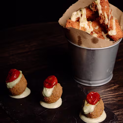 DL Food and Drink, Nicolosi