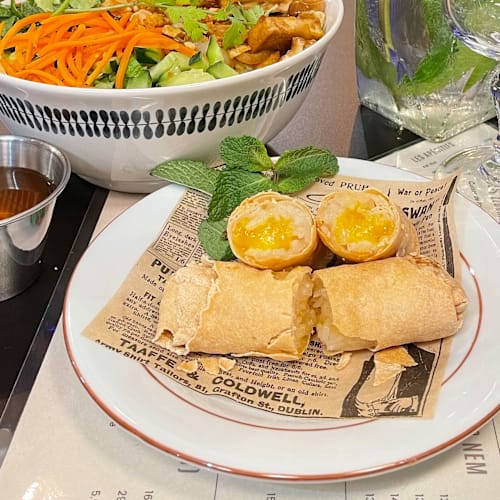 Escale à Hanoi, Bourg-la-Reine