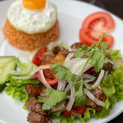 Escale à Hanoi, Bourg-la-Reine