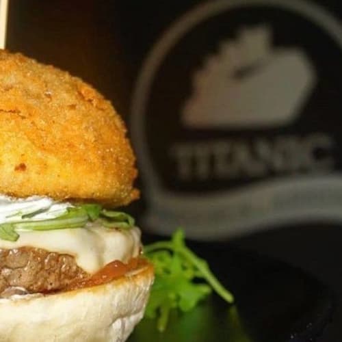 Titanic Pub, Antonio Abate