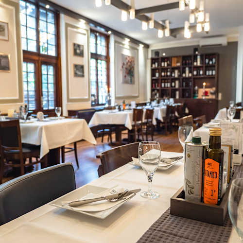 Der Grieche zum Staufenplatz in Dsseldorf - Restaurant Reviews, Menu and  Prices | TheFork