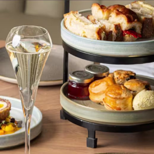 Reach Tea Menu 2026 - Afternoon Tea at The Reach Piccadilly in Manchester | TheFork