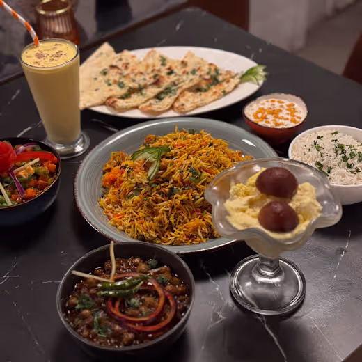Menu 2026 - Ma-Nee Tasty Bytes in Eindhoven | TheFork