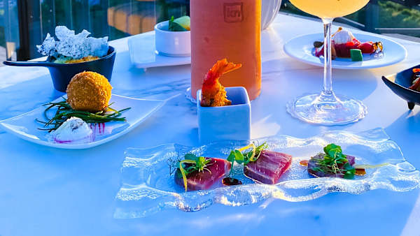 Adéle Mixology Lounge