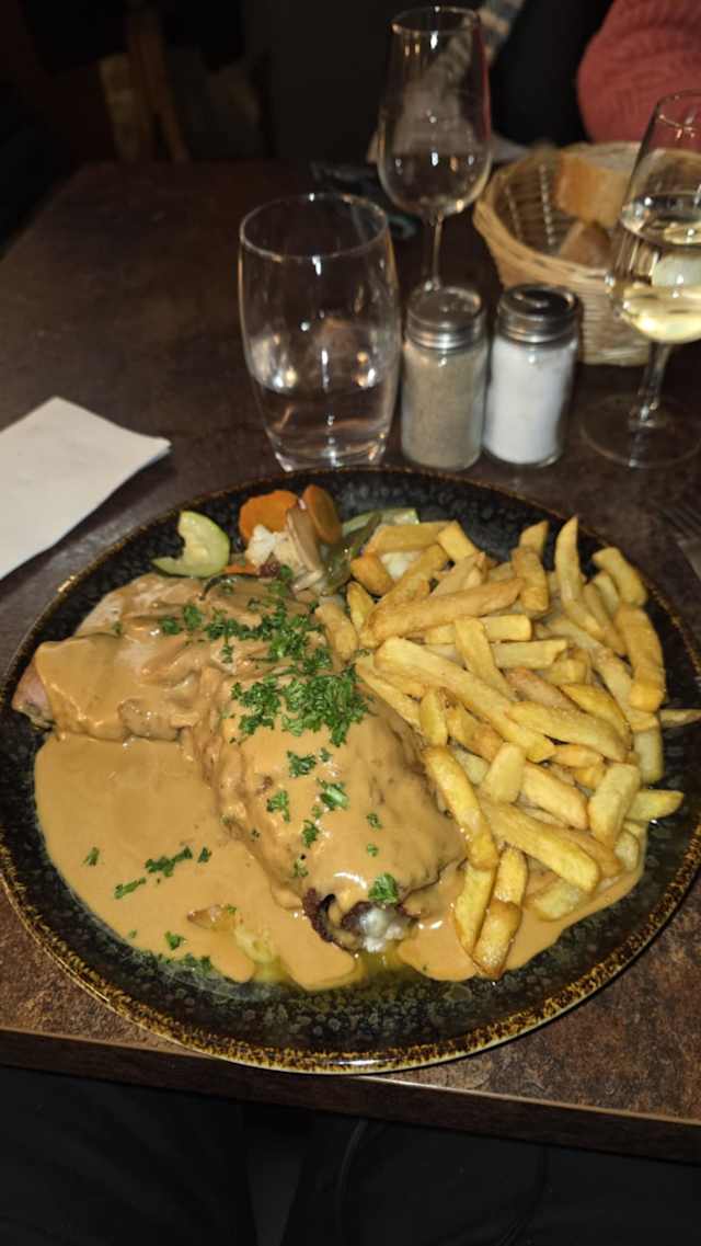 4bf0c5b3-23df-4b11-8a64-65e29eaddaa2.jfif