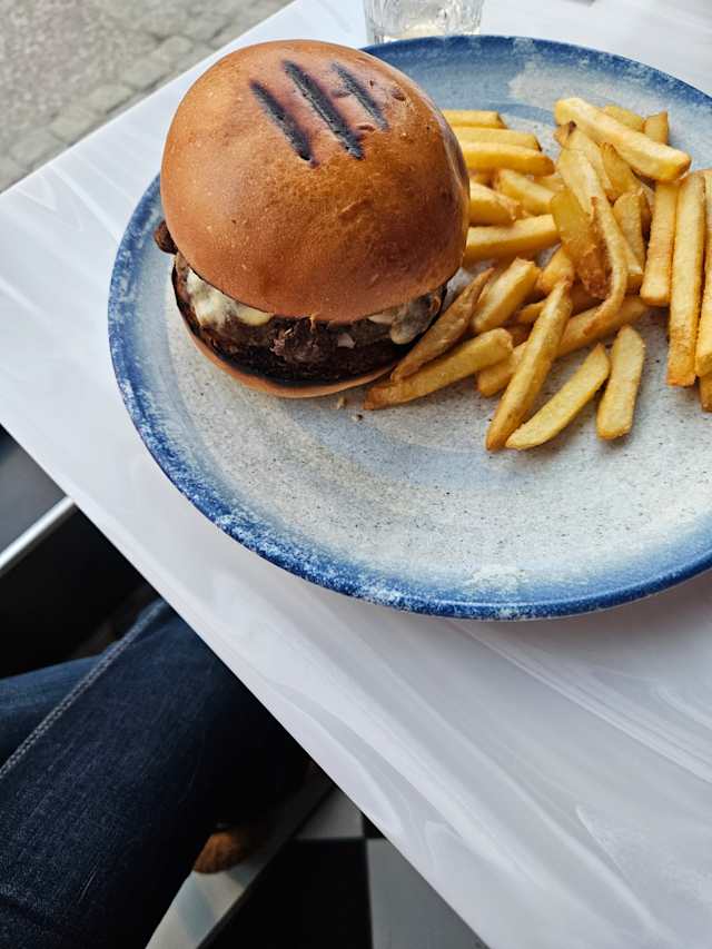 Cosmopolitan i Göteborg - Restaurangens meny, öppettider, bokning ...
