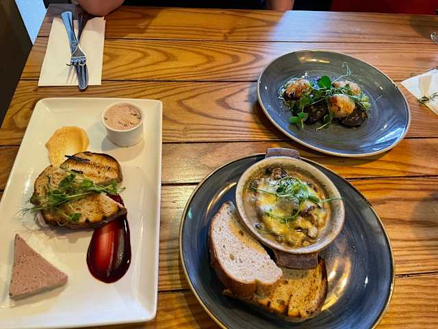 Castle Inn Castleton Menu The Castle - Castleton in Hope Valley - Restaurant Reviews, Menus, and ...