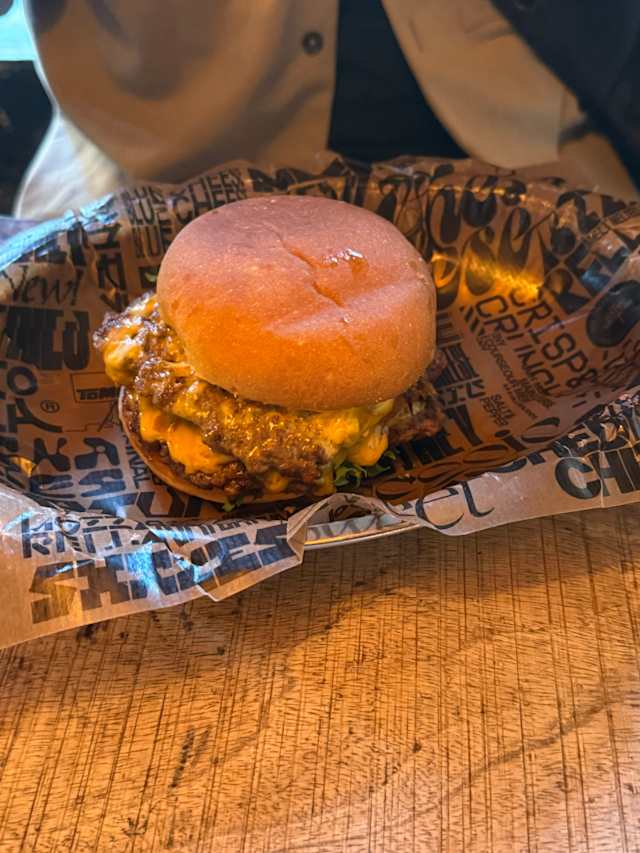 Tugg Burgers Malmö i Malmö - Restaurangens meny, öppettider, bokning ...