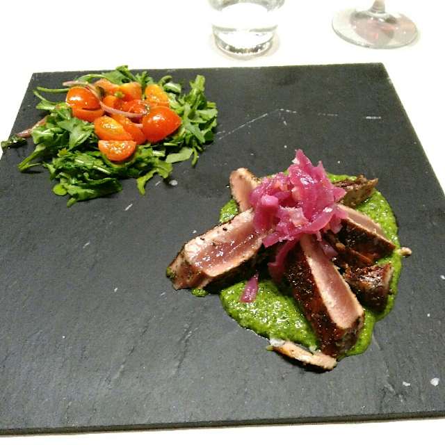 tuna with rocket pesto