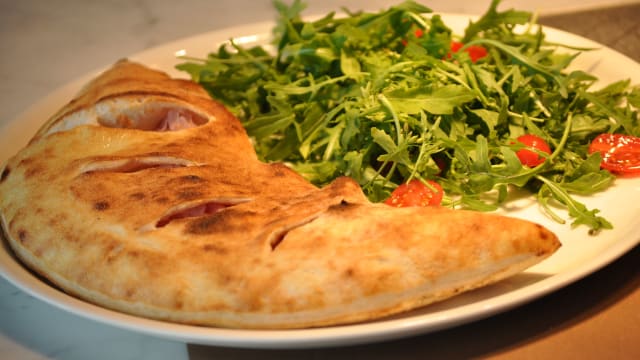 Calzone della Casa
