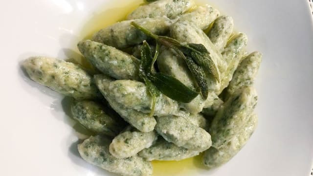 Malfatti burro & salvia