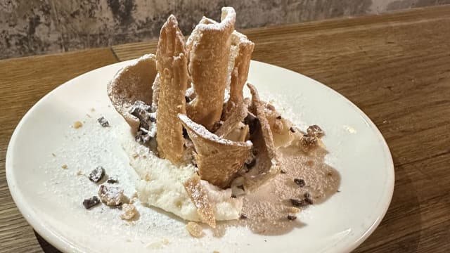 Cannolo scomposto