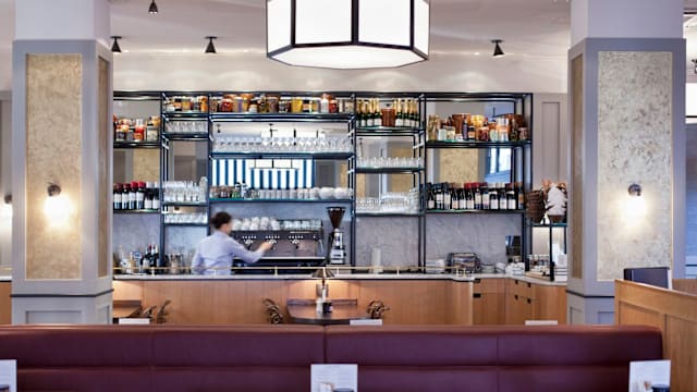 Cote Petite- Teddington, Teddington