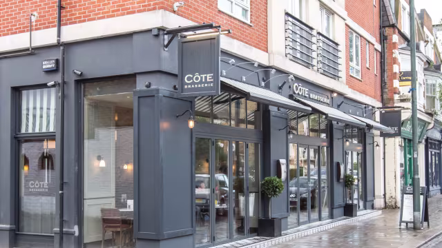 Cote Petite- Teddington, Teddington