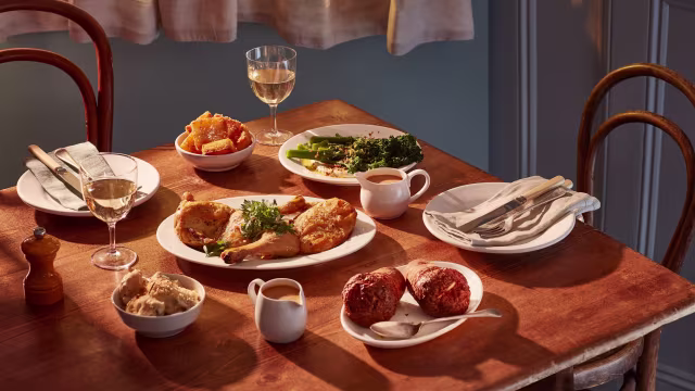 Cote Petite- Teddington, Teddington