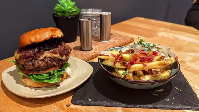 Bisley House Bar & Grill, Stroud
