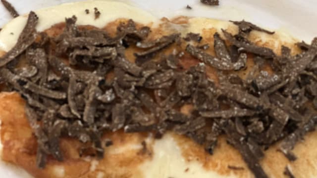 Scamorza con tartufo fresco 