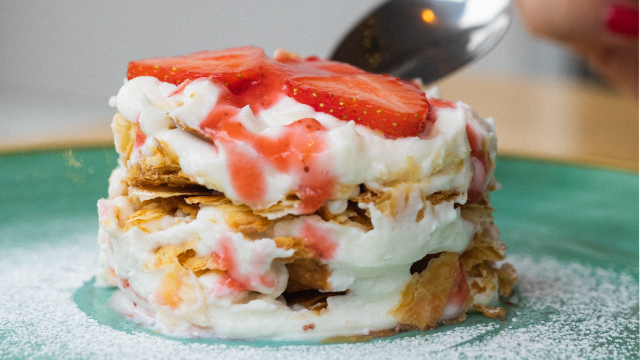 Sbriciolata di ricotta avec coulis de fraise