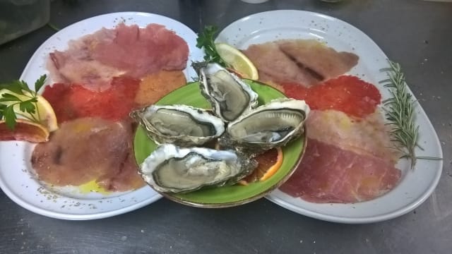 Crudo di mare ed ostriche
