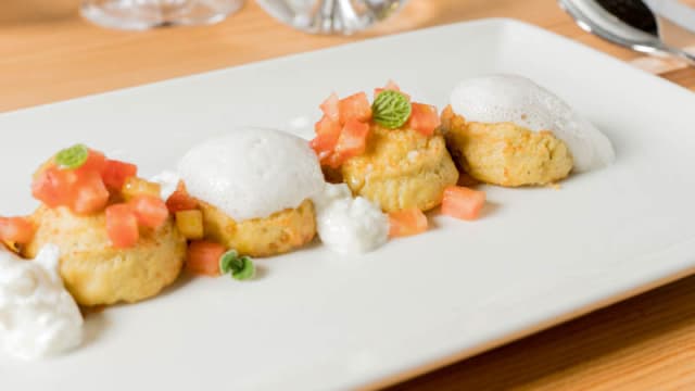 Gnochi di melanzana al cuccchiaio burrata e pomodoro appassito