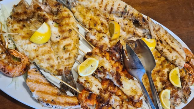 Grigliata di pesce 🍤