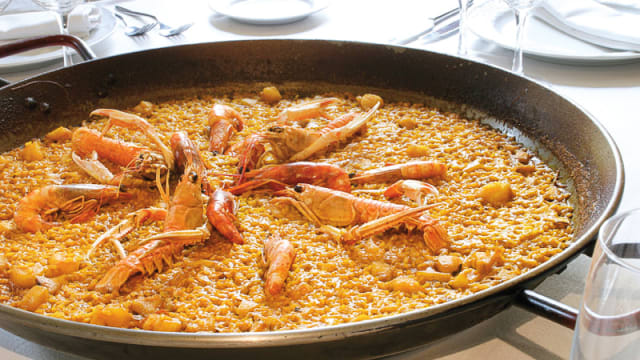 sugerencia paella de mariscos