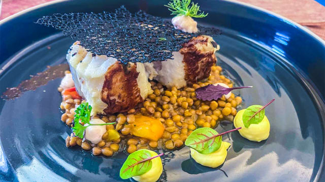 Baccalà arrosto su Zuppetta di lenticchie
