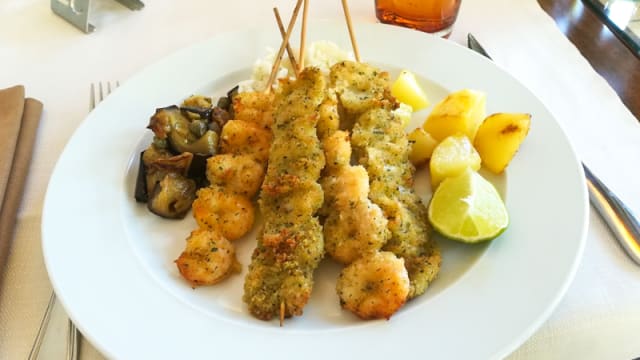 Spiedini di gamberi
