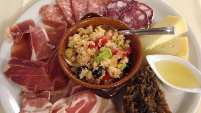 Tagliere di salumi e formaggi 