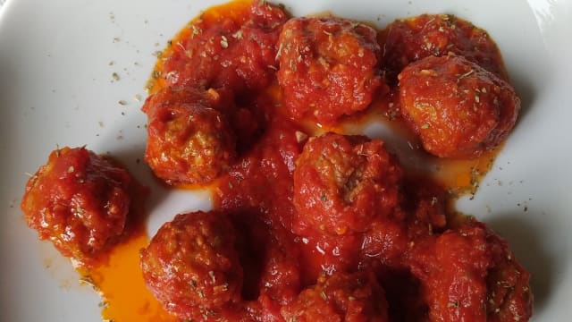 Polpette alla pizzaiola