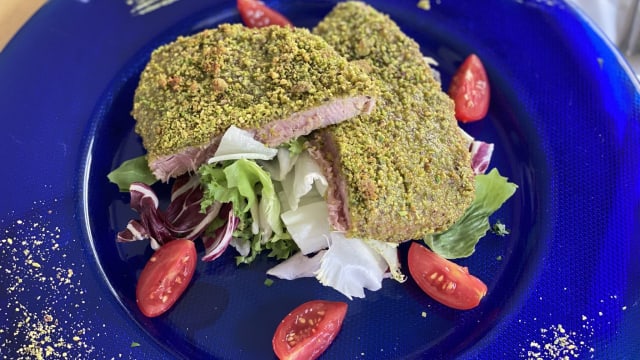 Tonno in crosta di pistacchio 