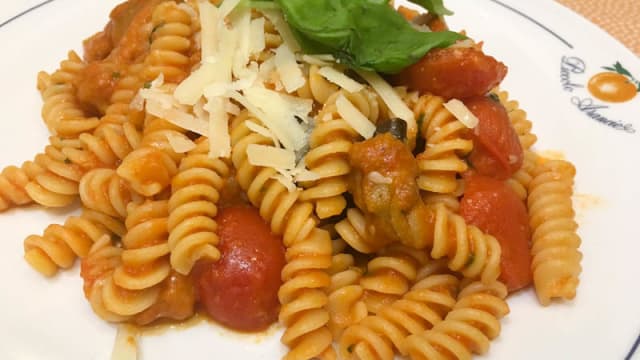 Fusilli con Melanzane, Pomodorini e Pecorino di fossa