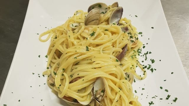 spaghetti alle vongole