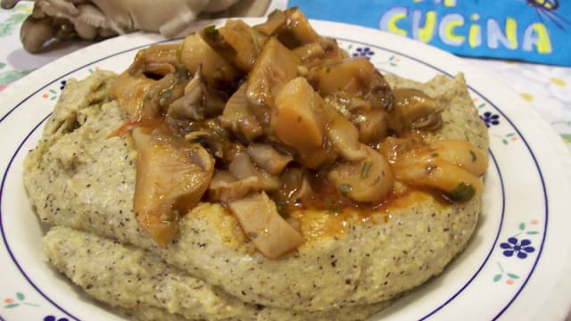 Polenta taragna con porcini