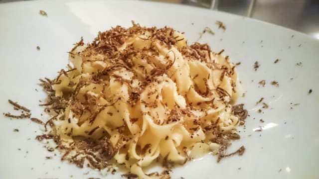 Tagliatelle artigianali al Tartufo nero