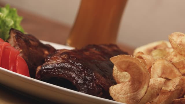 Ribs & chips