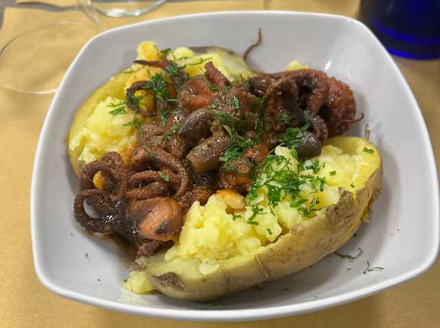 Polipetti alla Luciana – “Gusto Partenopeo”