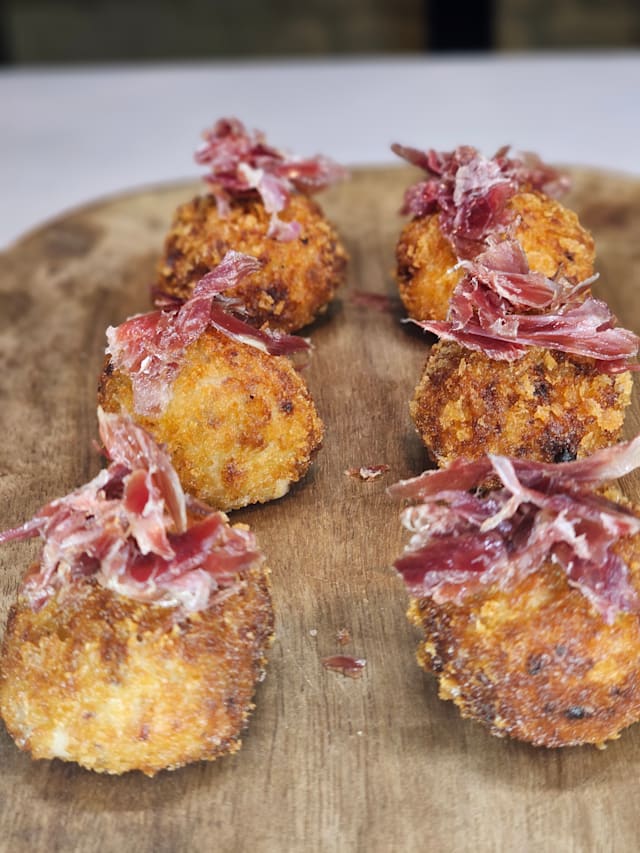 CROQUETAS CREMOSA DE JAMON