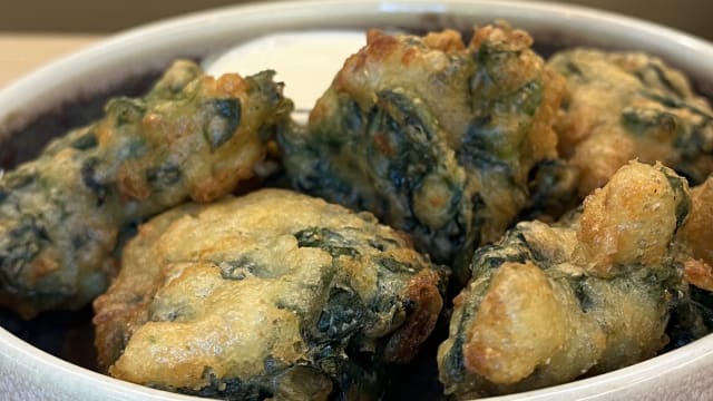 BUNUELOS DE ESPINACA