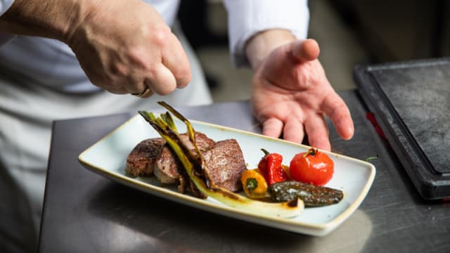 Filet de bœuf mariné aux épices et piment Jalapeno
