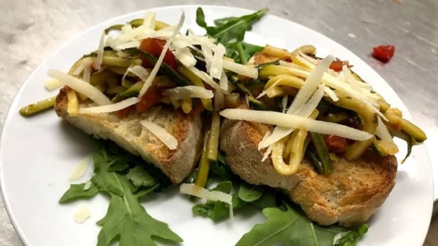 bruschetta primavera