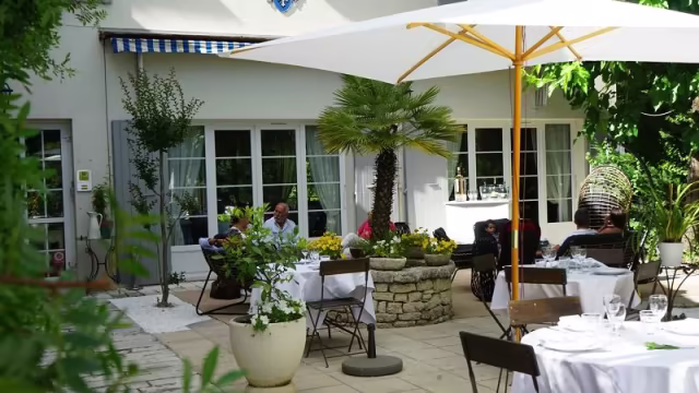 Le Blason de Provence, Monteux