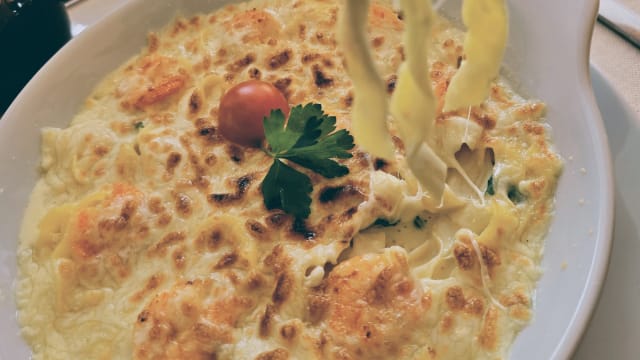 Tagliatelle Amanti (creamy prawn pasta)